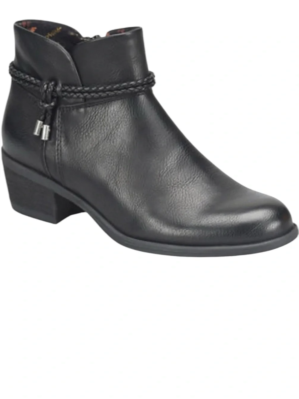 NWT b.o.c. Lindsay bootie in black